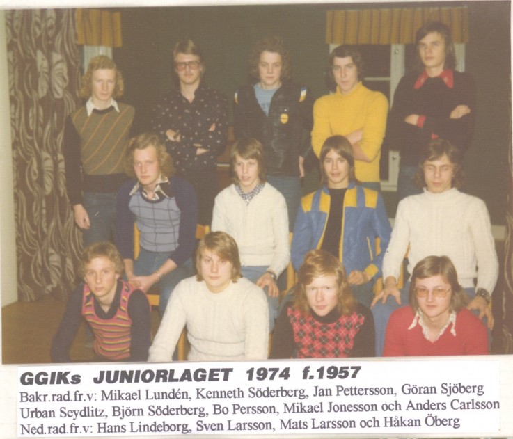 1957  juniorlaget  1974.jpg